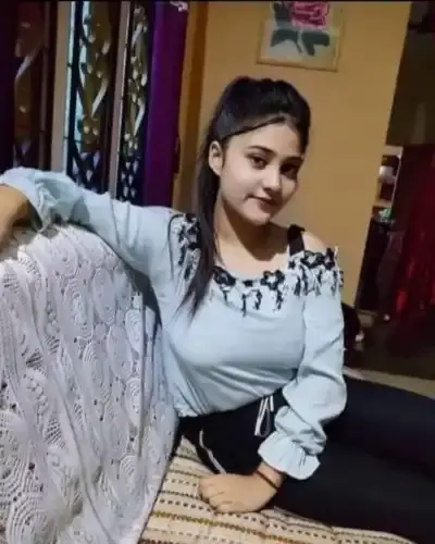 Call Girls Service in Valangaiman